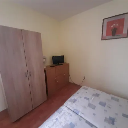 Chata Beze منزل ريفي Štúrovo